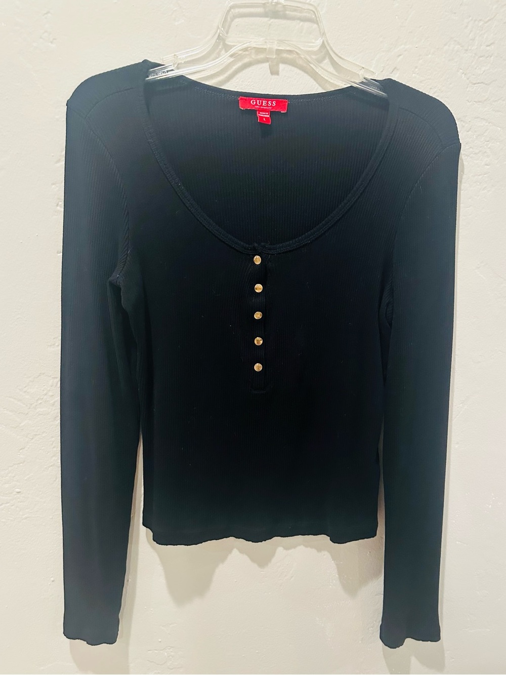 GUESS Black Long-Sleeve Ribbed Henley Top Size Large